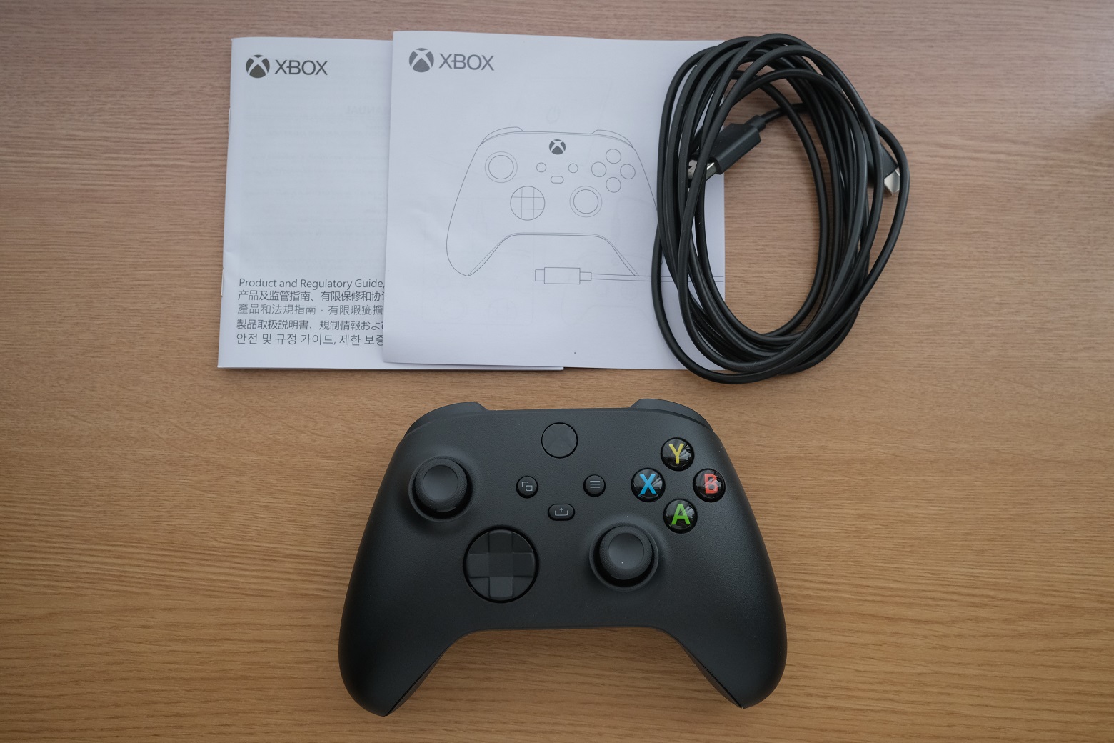 新品【純正品】Xbox ワイヤレス コントローラー + USB-C ケーブル